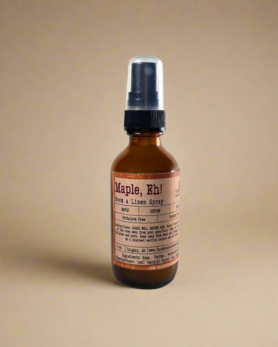 Instantly refresh your space with the warm, cozy scent of maple syrup, creamy butter, and smooth vanilla—sweet Canadian comfort in every spritz. Farmhouse Charm Candles