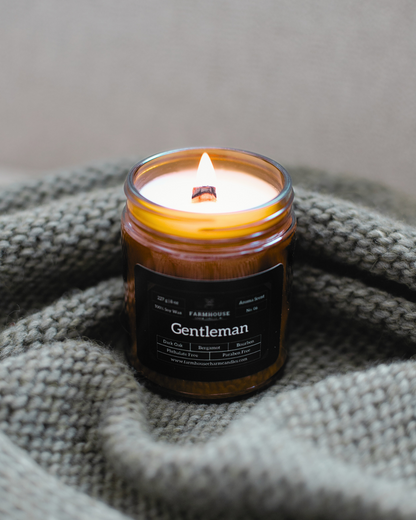 Meet Gentleman—a scent that’s as smooth as a well-aged bourbon and as refined as a tailored suit. Notes of rich dark oak, zesty bergamot, and a warm bourbon finish create an irresistibly dapper aroma that feels like a cozy fireside chat in your favorite leather chair.
www.farmhousecharmcandles.com