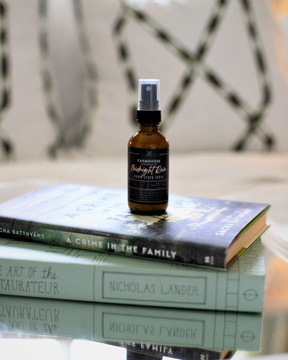 Experience nature’s clean slate with dewy grass, soft florals, and that unmistakable, soothing petrichor—the scent of rain on warm earth. Crisp. Grounding. Refreshing. www.farmhousecharmcandles.com