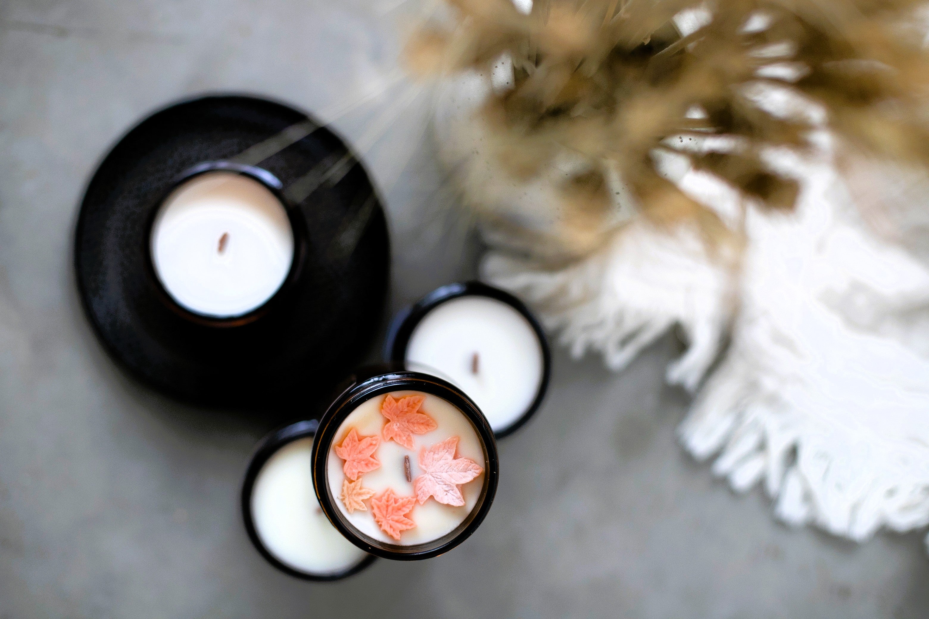 Farmhouse_Charm_Candles_-100% Soy Wax Candle ✨ Phthalate-Free • Paraben-Free • Made in Canada 
