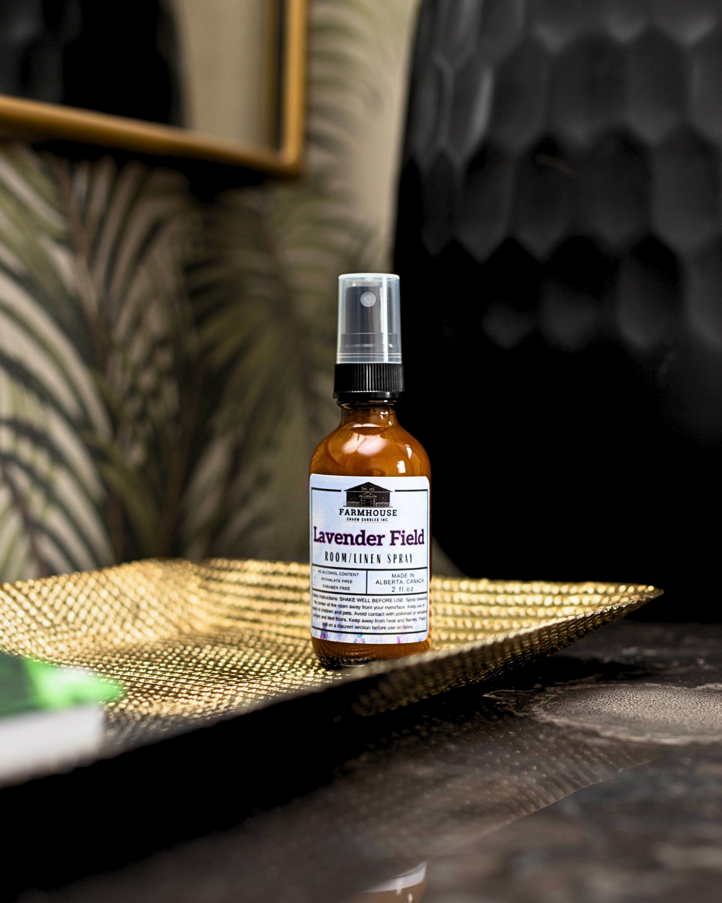 A soothing blend of Lavender Essential Oil and Cedarwood Essential Oil. This gentle, natural spray is designed to promote relaxation, reduce stress, and support better sleep.
. Together, they create the perfect combination for peaceful nights and cozy spaces. Spritz it on pillows, curtains, blankets, or any room in your home.  Lavender Field Room and Linen Spray by Farmhouse Charm Candles