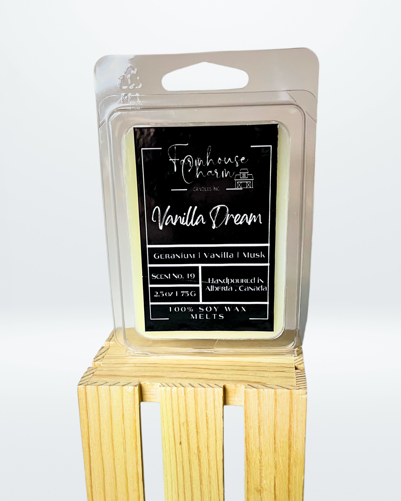 Vanilla Dream Soy Wax Melts, a fragrance that transcends the ordinary! Unlike the conventional vanilla scents, the Vanilla Dream Soy Wax Melts offer a luxurious, dreamy aroma that captivates the senses. The rich, toasted vanilla scents blended with sweet geranium florals and a hint of musk creates a unique olfactory experience that is beyond ordinary. Get ready to indulge in this sophisticated fragrance that is sure to enchant you. www.farmhousecharmcandles.com