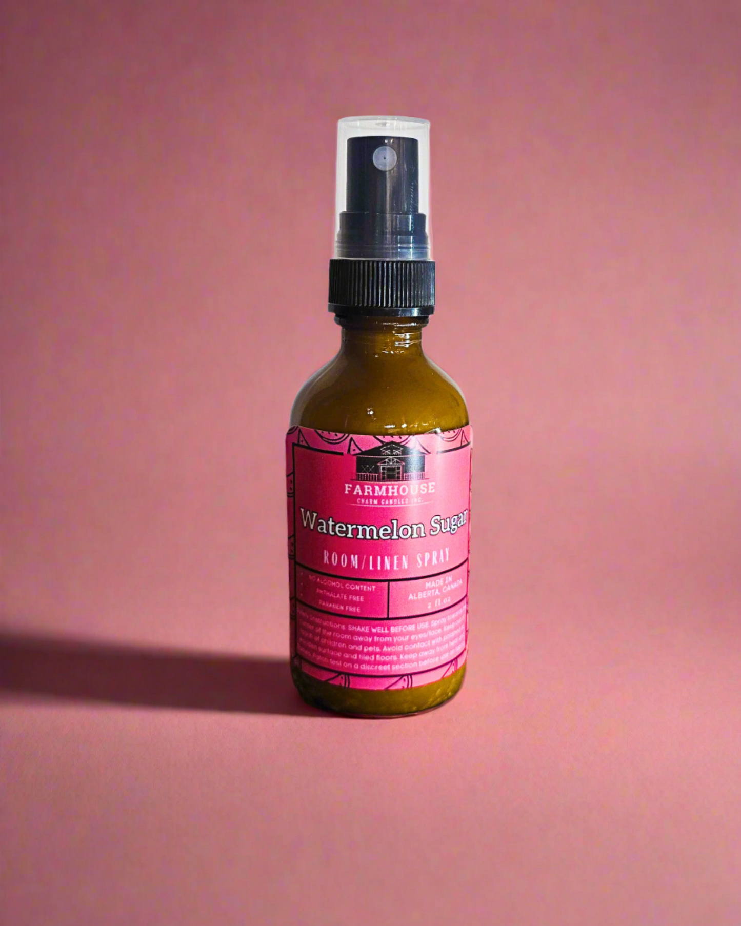 Relive the sweet memories of summer with our newest blend - the Watermelon Sugar Room and Linen Spray! This delightful candle is a perfect mix of juicy watermelon, sweet raspberries, and zesty lemon, whisking you away to sunny days and cool, refreshing treats.