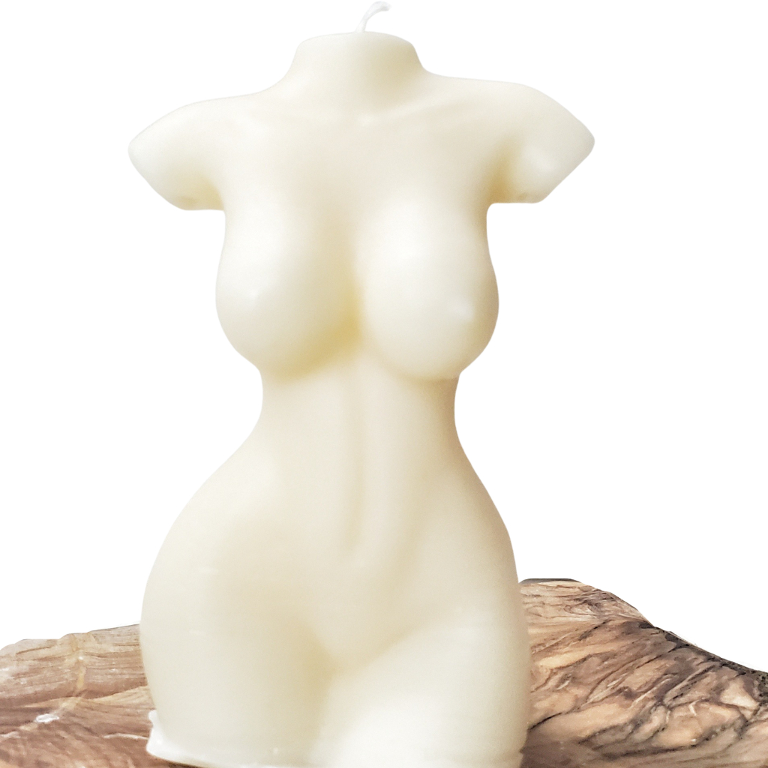 Be your own kind of beautiful with Lady - Farmhouse Charm Natural Soy Wax Body Candle. It is a blend of sweet strawberries and fresh florals with a hint of cashmere and musk.  Lady - Farmhouse Charm Natural Soy Wax Body Candle is made with 100% natural soy wax.  It is biodegradable and from a sustainable source. The candle is dye free, paraben free and phthalate free. No other additives added. It has cotton wick for optimum burn.
