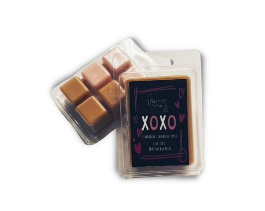 XOXO Soy Wax Melts- Farmhouse Charm fills the air with warm hugs and sweet kisses. For a limited time, enjoy the chocolatey aroma of dark chocolate mix with strawberry and peppermint.   size: 3 oz. (80 g)  XOXO Soy Wax Melts- Farmhouse Charm is hand poured with love in Alberta, Canada. It is made with 100% natural soy wax and premium fragrances that are paraben free and phthalate free fragrance. 