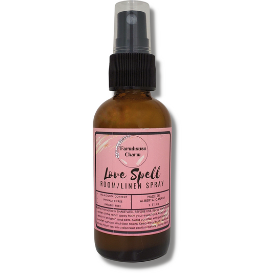 Enjoy this sweet floral scent. Love Spell Room and Linen Spray- Farmhouse Charm is a sweet bouquet of orange, bergamot, cherry blossom and white jasmine with hint of peach and berries on an undertone of musk.  Love Spell Room and Linen Spray- Farmhouse Charm   Net Weight: 2 oz No Alcohol Content Phthalate free Paraben free