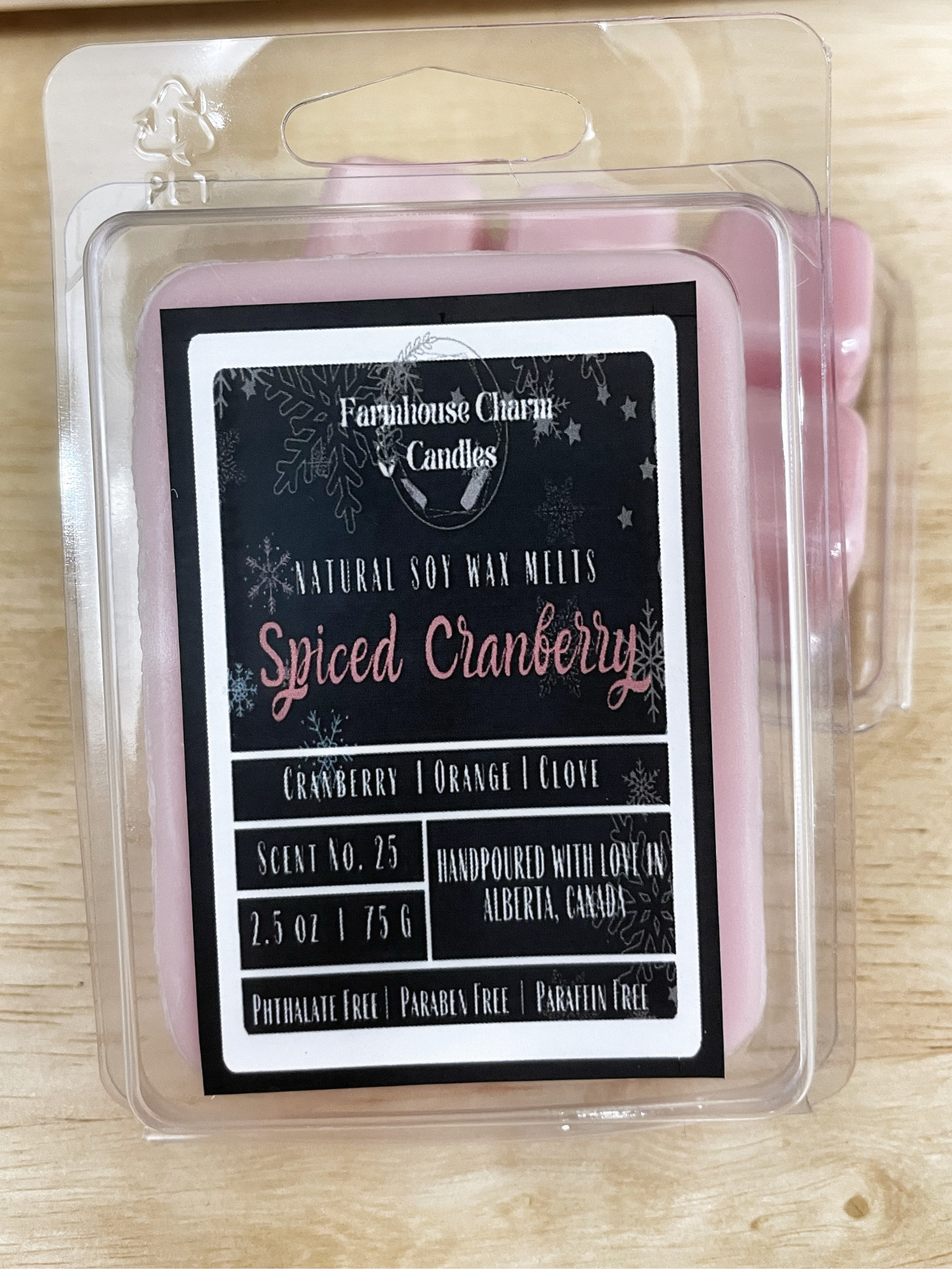 Experience the Festive Season with Spiced Cranberry Soy Wax Melts.  Our Spiced Cranberry Soy Wax Melts embodies the true essence of the holiday spirit. The sweet and inviting aroma will fill any room with warmth and comfort. The tart cranberry and mulberry notes provide a refreshing and fruity scent, complemented by the tangy orange that adds a zesty twist. The combination of spicy clove and warm cinnamon creates a cozy ambiance, perfect for chilly winter nights.www.farmhousecharmcandles.com